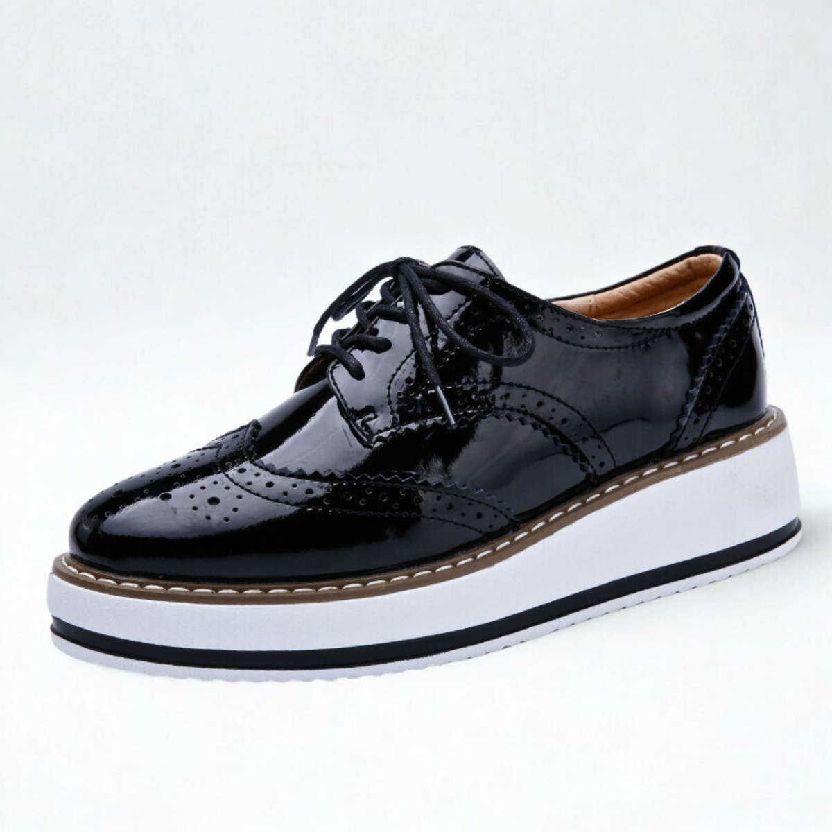 Ava Dames Oxfords | Glanzend Lakleer, Platform Sole 1