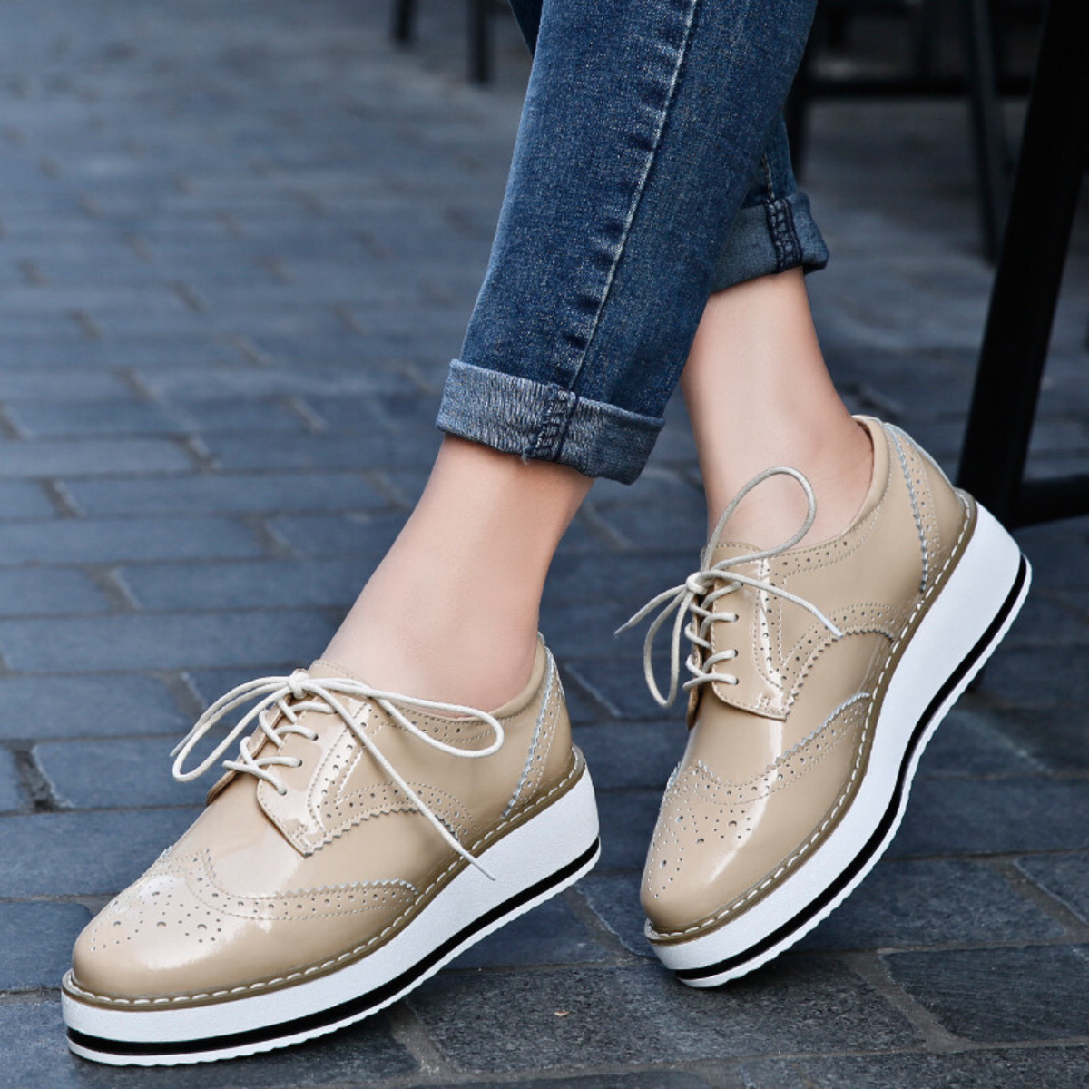 Ava Dames Oxfords | Glanzend Lakleer, Platform Sole 4