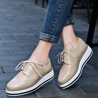 Ava Dames Oxfords | Glanzend Lakleer, Platform Sole 4